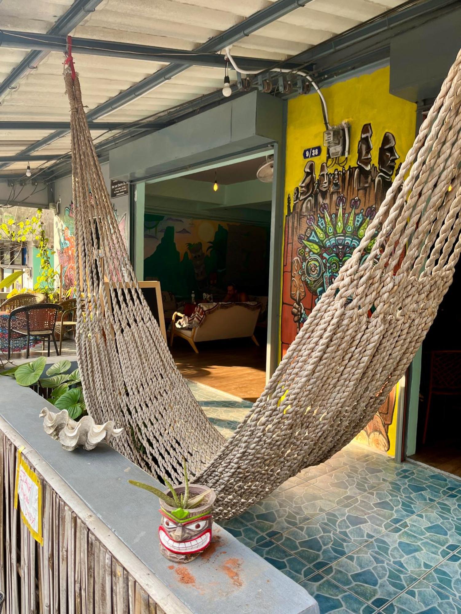 Tiki Tribe Bar & Hostel Ko Tao Bagian luar foto