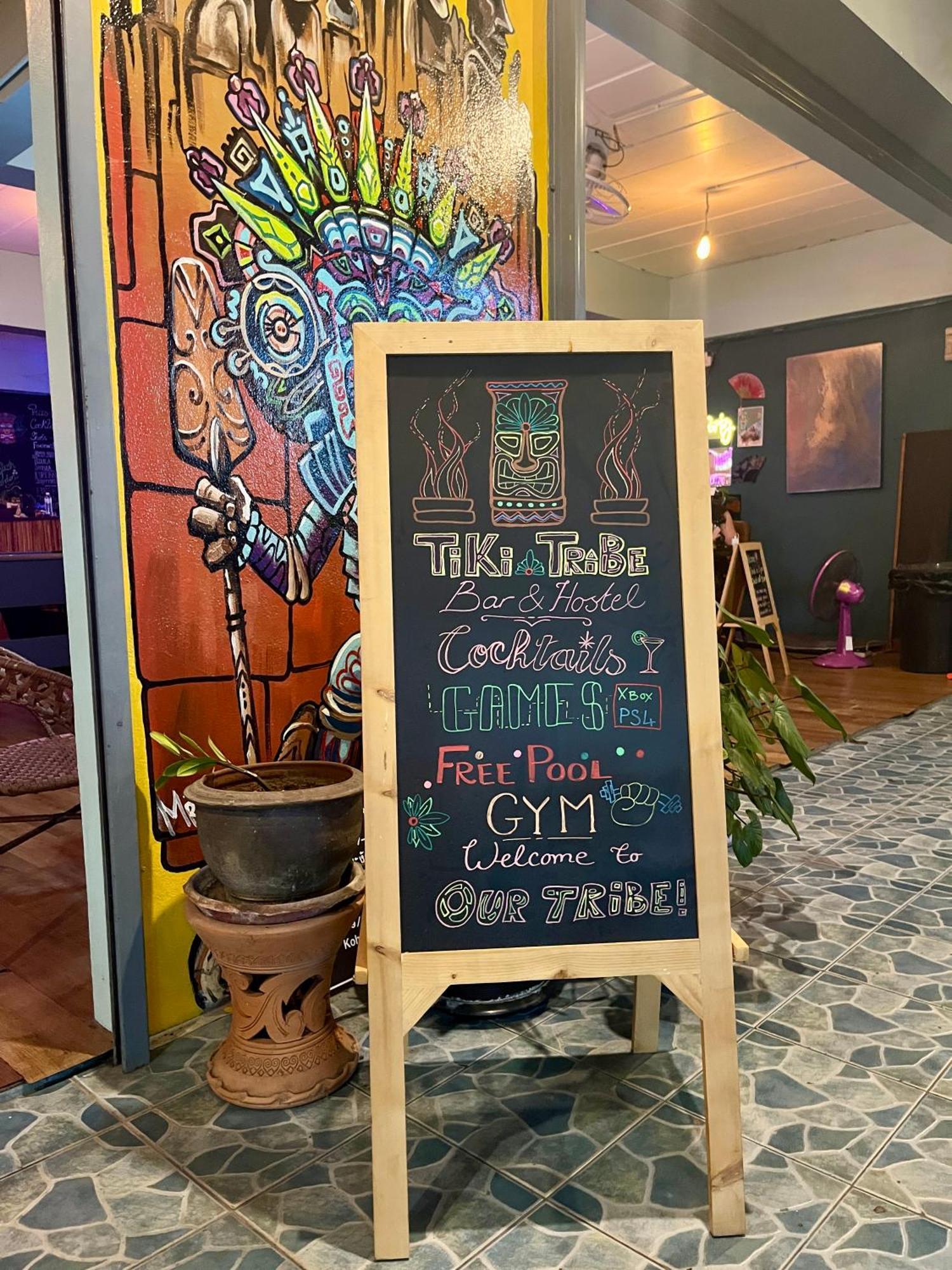Tiki Tribe Bar & Hostel Ko Tao Bagian luar foto