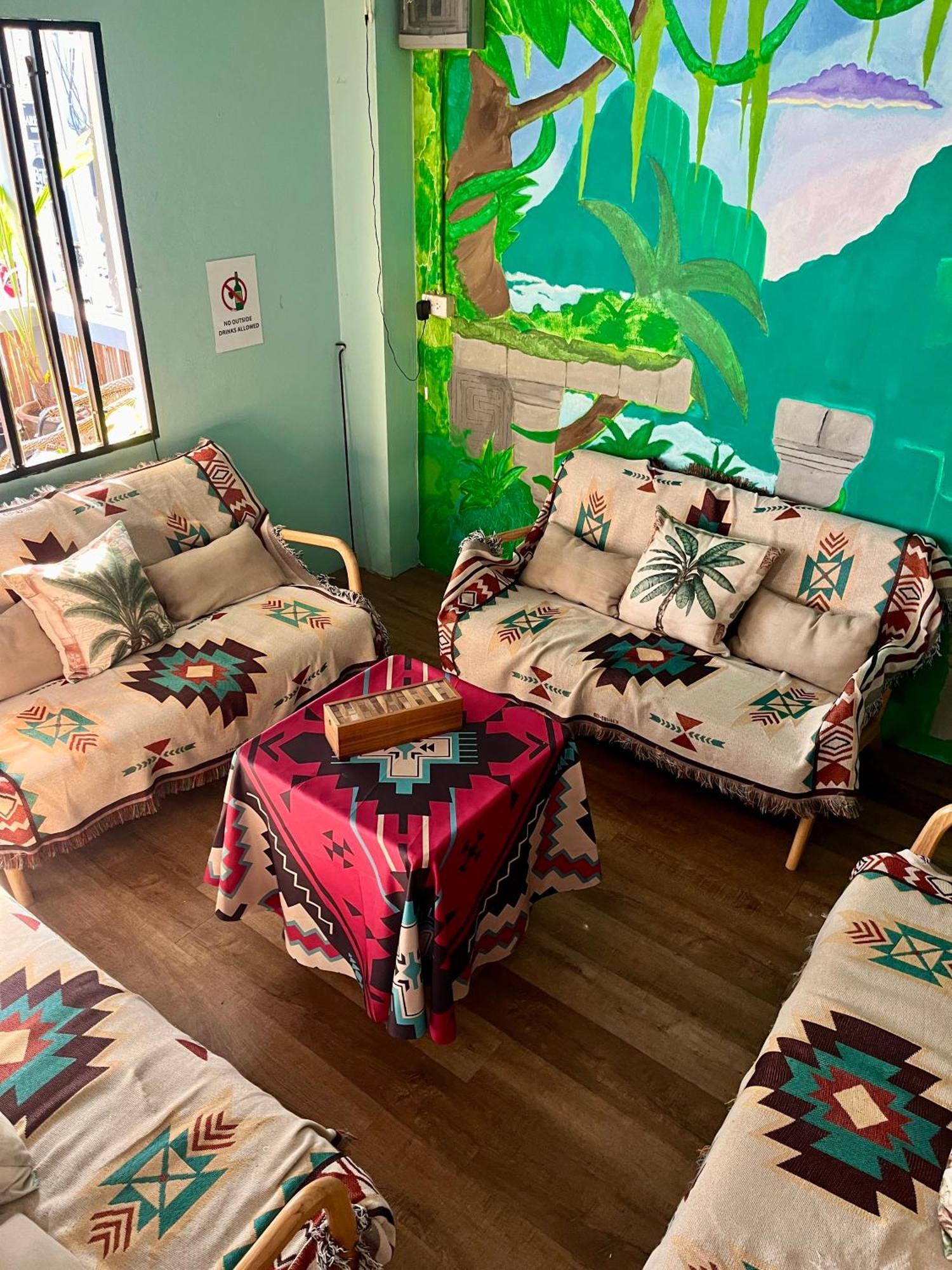 Tiki Tribe Bar & Hostel Ko Tao Bagian luar foto