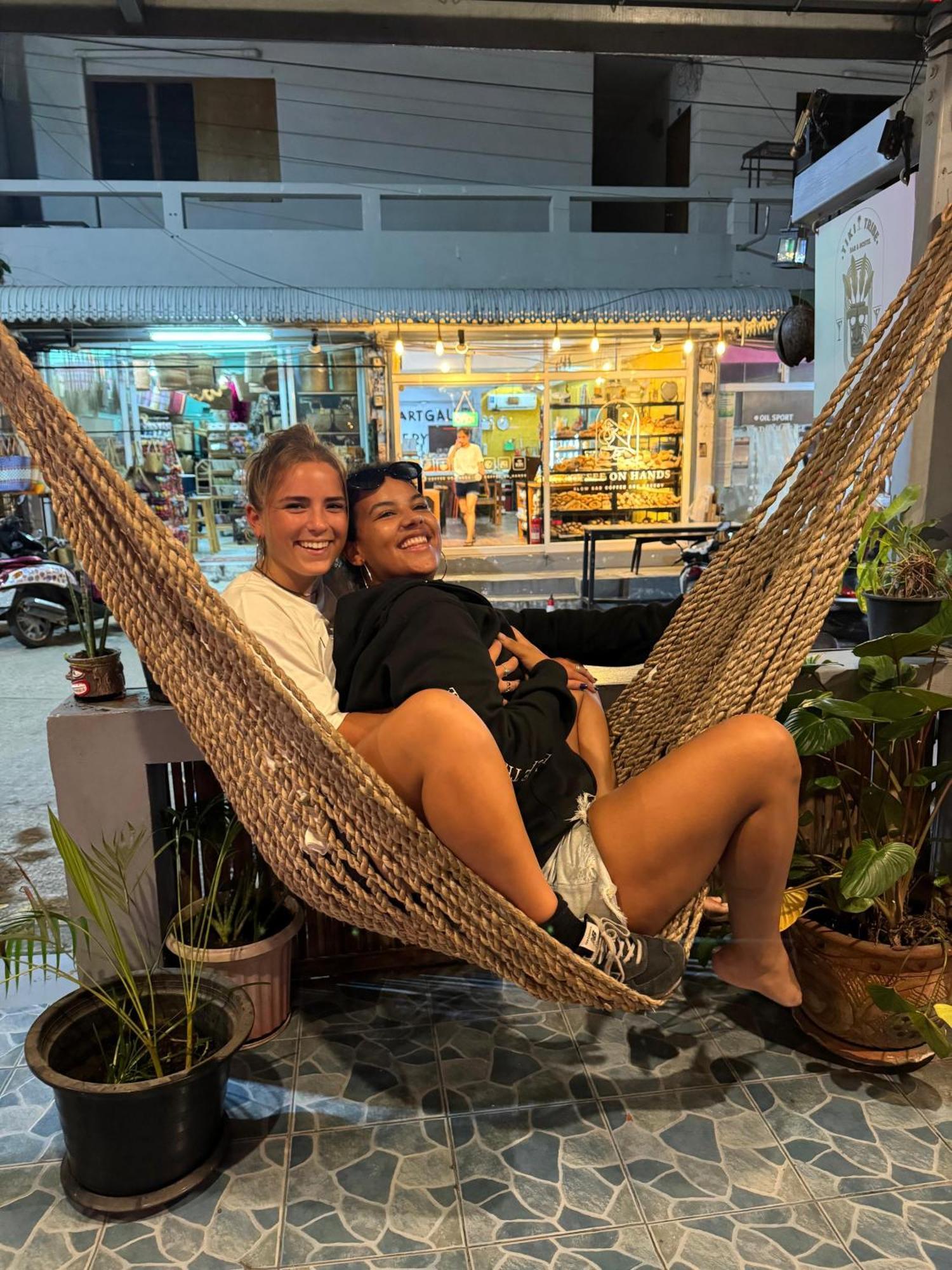 Tiki Tribe Bar & Hostel Ko Tao Bagian luar foto